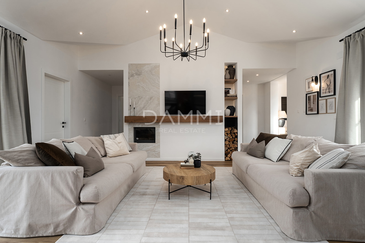 ISTRIA, ŽMINJ - Graziosa casa a un piano con piscina