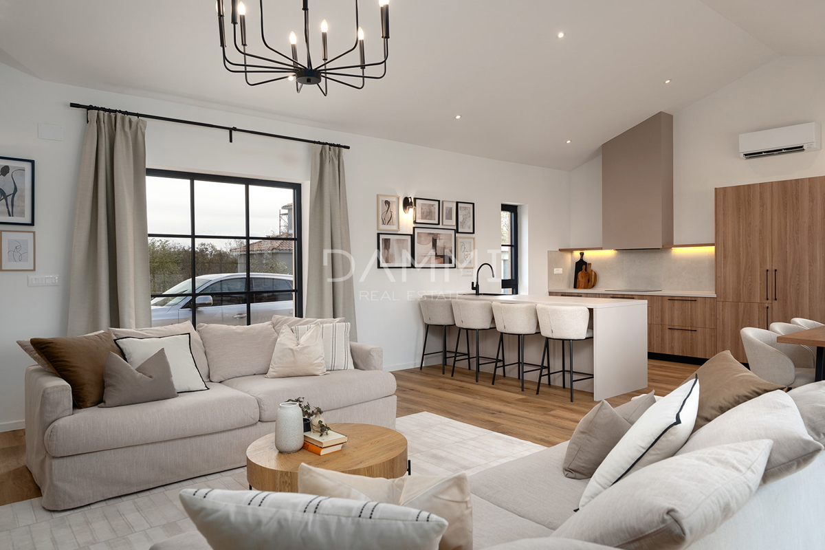 ISTRIA, ŽMINJ - Graziosa casa a un piano con piscina