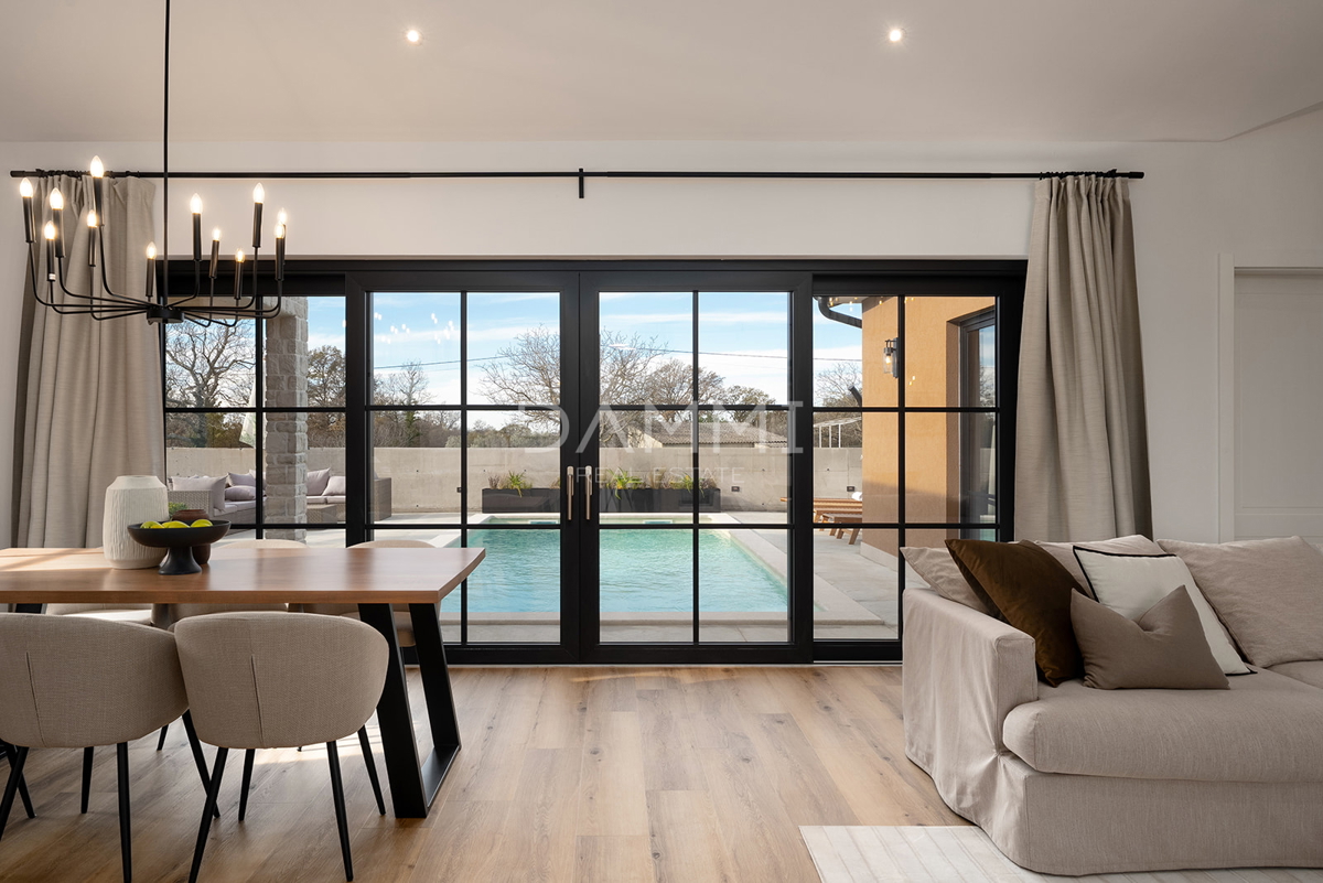 ISTRIA, ŽMINJ - Graziosa casa a un piano con piscina