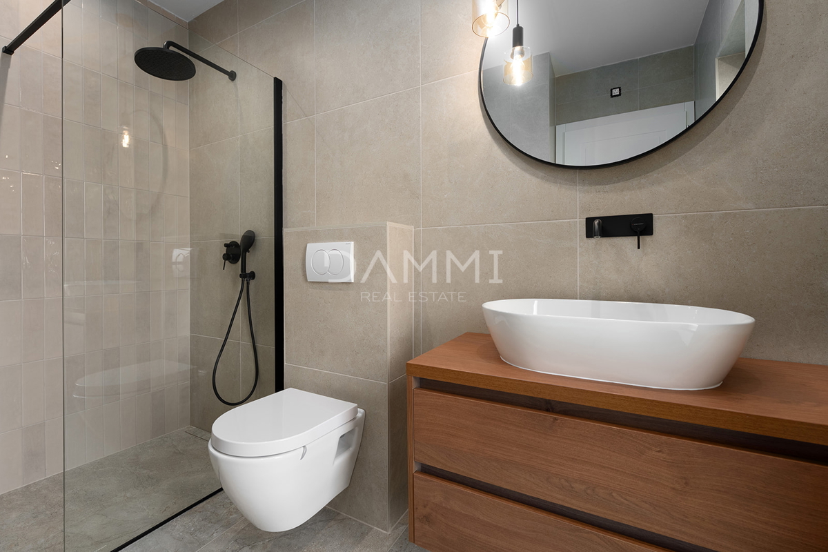 ISTRIA, ŽMINJ - Graziosa casa a un piano con piscina