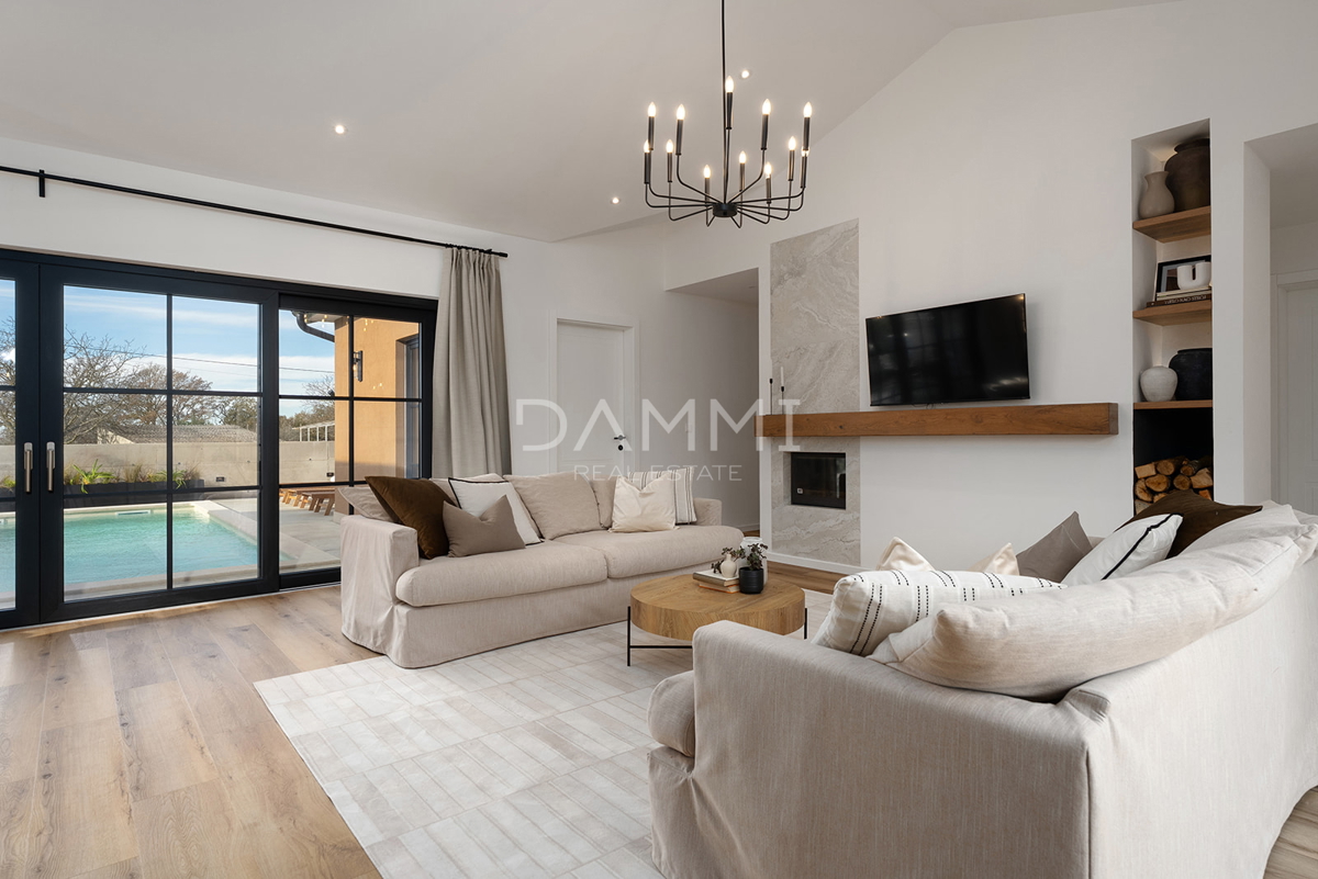 ISTRIA, ŽMINJ - Graziosa casa a un piano con piscina