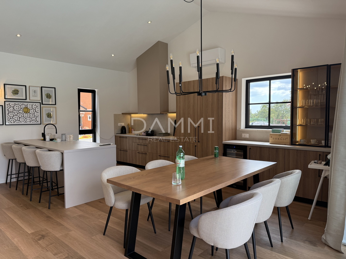 ISTRIA, ŽMINJ - Graziosa casa a un piano con piscina