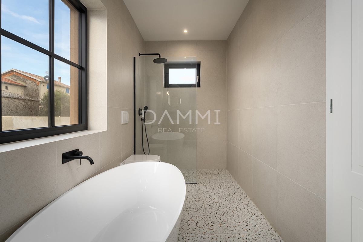 ISTRIA, ŽMINJ - Graziosa casa a un piano con piscina