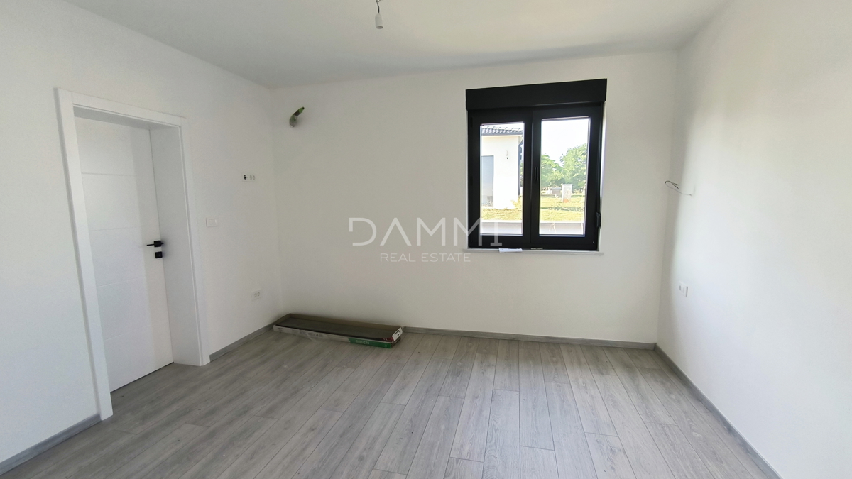 Istra - Marčana, casa con piscina, nuova costruzione