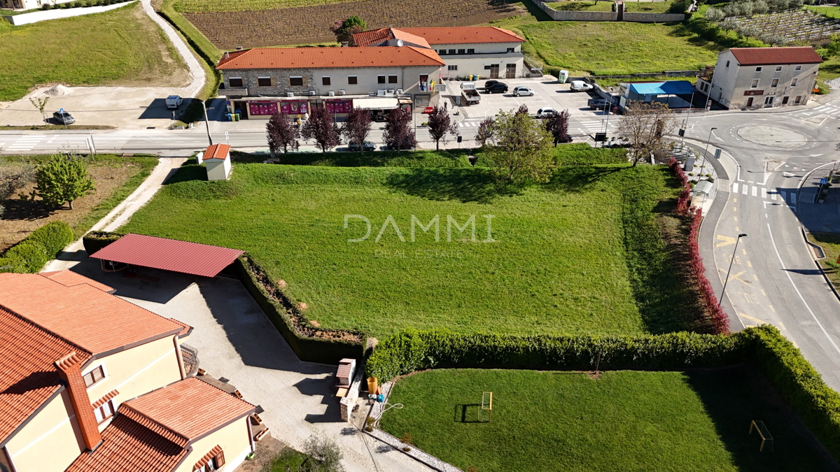 ISTRIA, VIŽINADA - Terreno edificabile di alta qualità in pieno centro ESCLUSIVO!