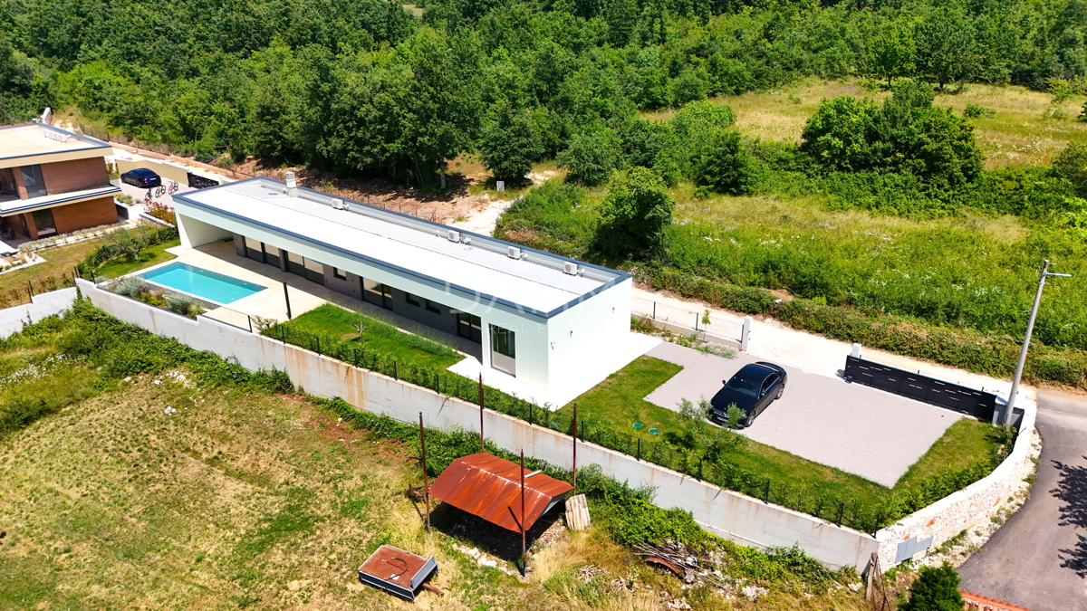 ISTRA, SVETVINČENAT - Villa moderna con piscina e dotazioni di alta qualità nel cuore dell&apos;Istria