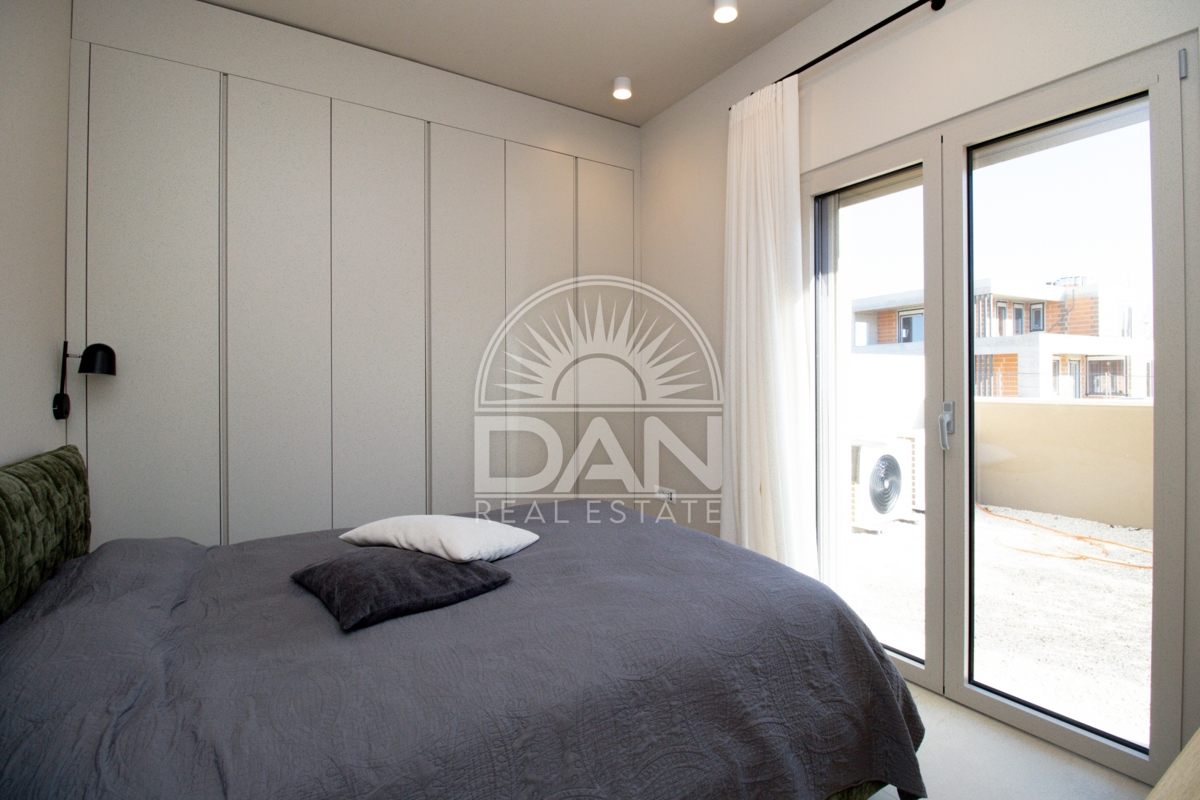 Funtana – Esclusiva! Casa moderna vicino al mare, immersa nella natura