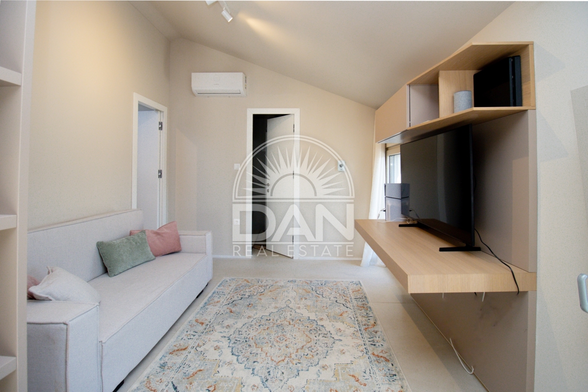 Funtana – Esclusiva! Casa moderna vicino al mare, immersa nella natura