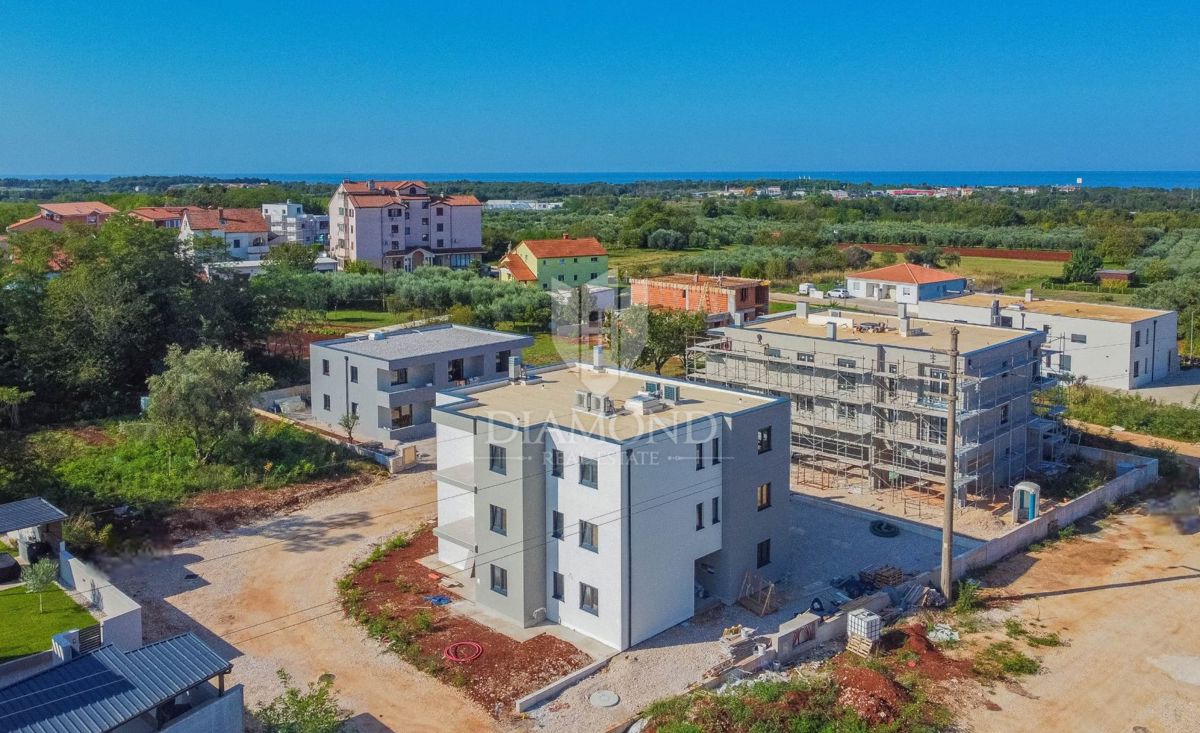 Umago, dintorni, nuova costruzione! Bellissimo appartamento con vista sul mare!