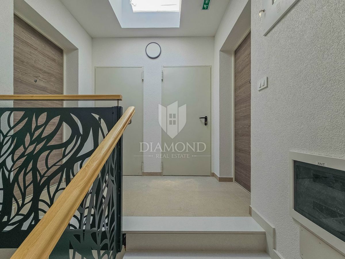 Umago, dintorni, nuova costruzione! Bellissimo appartamento con vista sul mare!