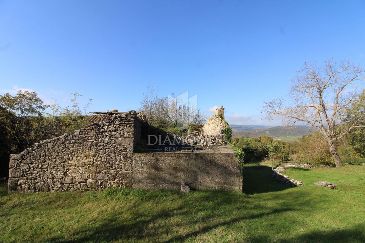 Casa Boljun, Lupoglav, 327m2