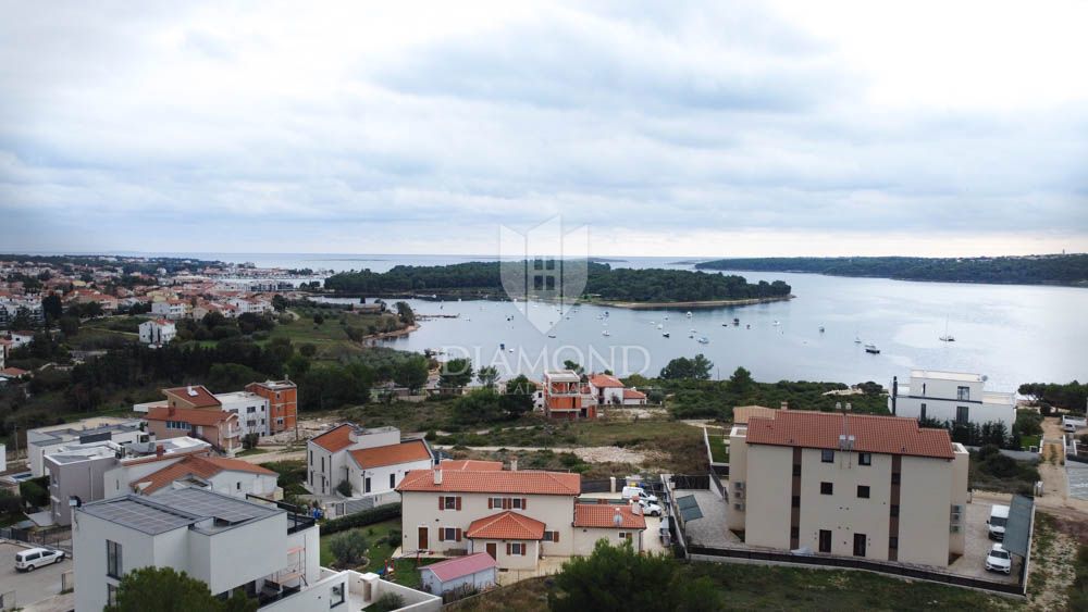 Villa fantastica e vista sul mare unica, Medolino!
