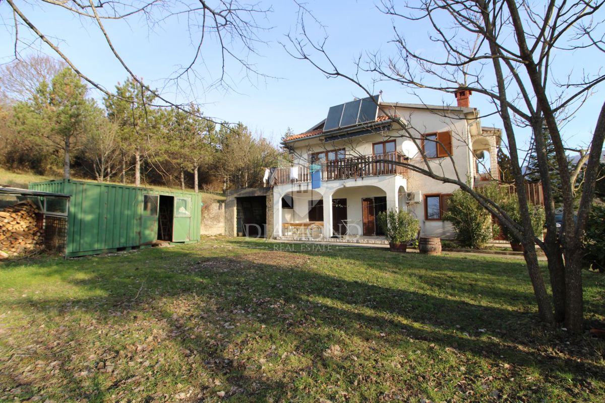 Chersano, dintorni, casa familiare nella natura meravigliosa