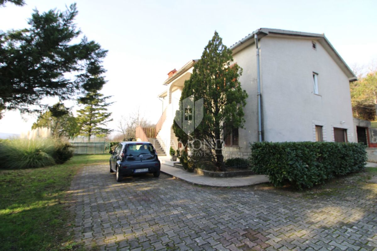Chersano, dintorni, casa familiare nella natura meravigliosa