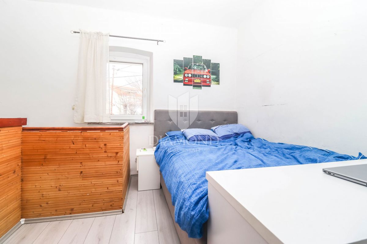 Opportunità! Due case unifamiliari nelle vicinanze di Pola!