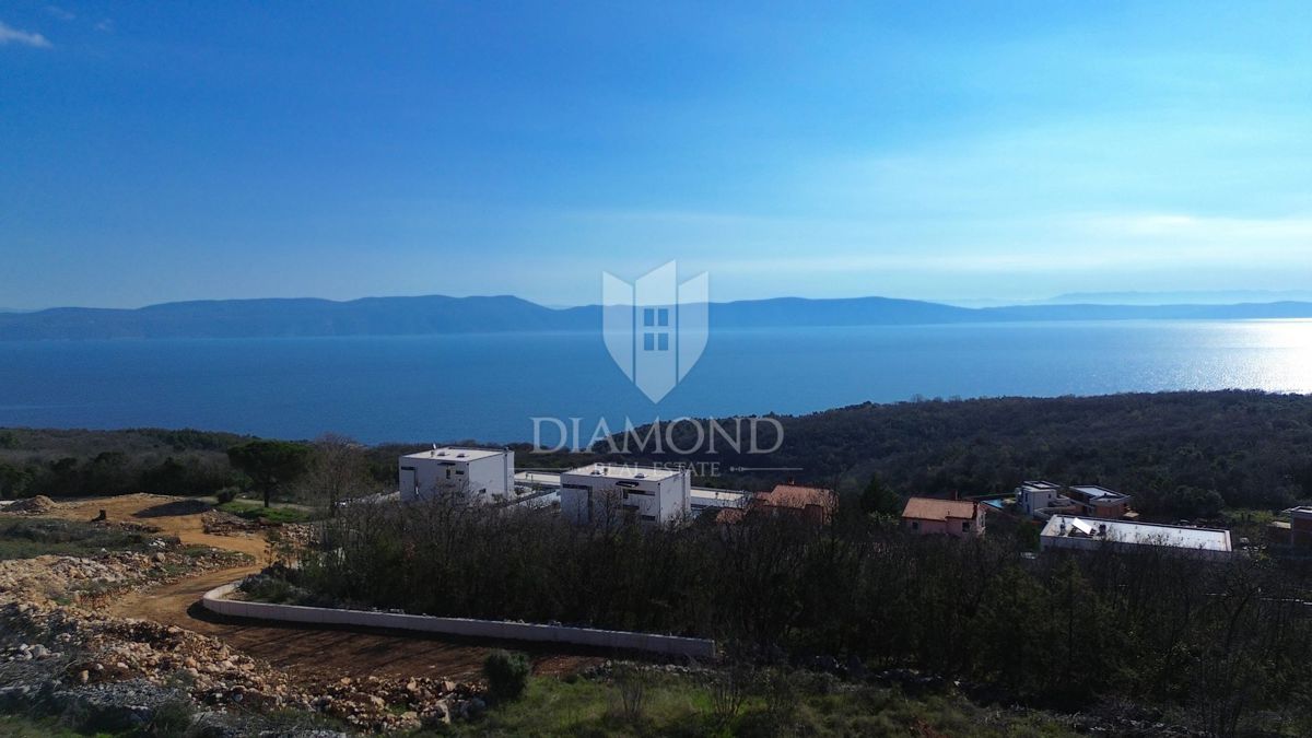 Labin, Rabac, terreno edificabile con vista mare