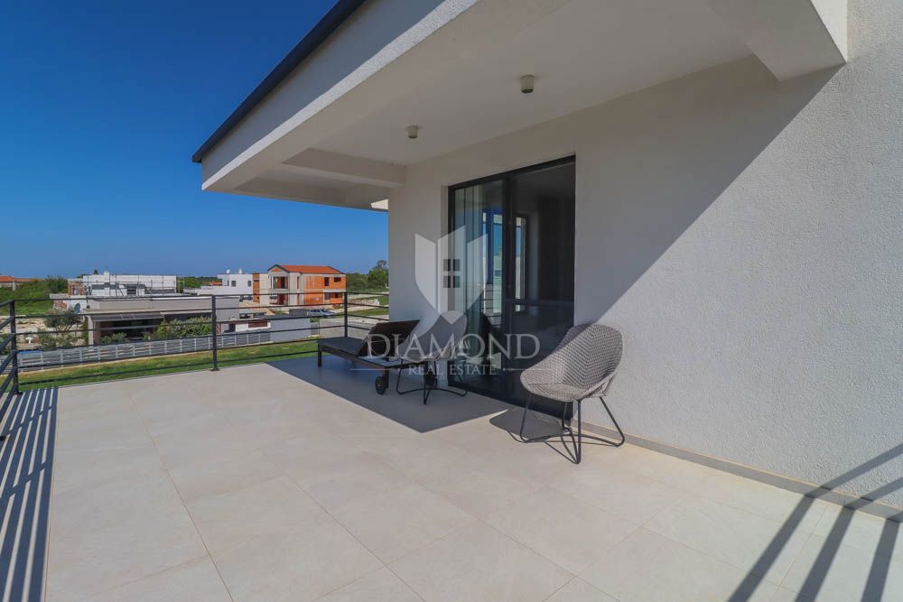 Villa moderna con vista mare, dintorni di Fasana