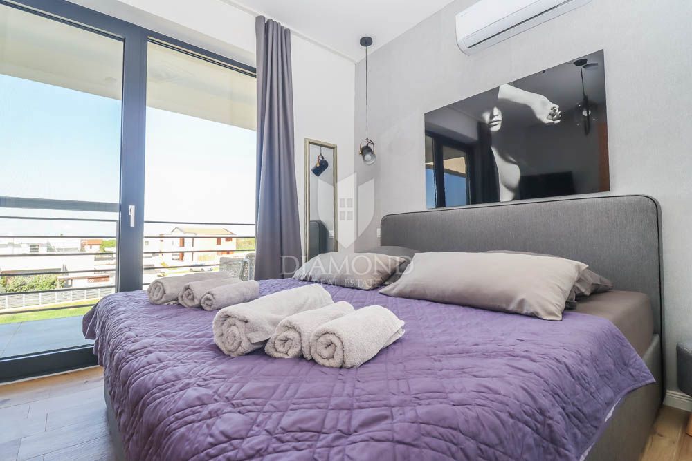 Villa moderna con vista mare, dintorni di Fasana