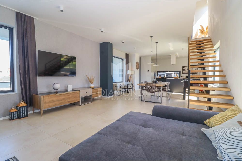 Villa moderna con vista mare, dintorni di Fasana