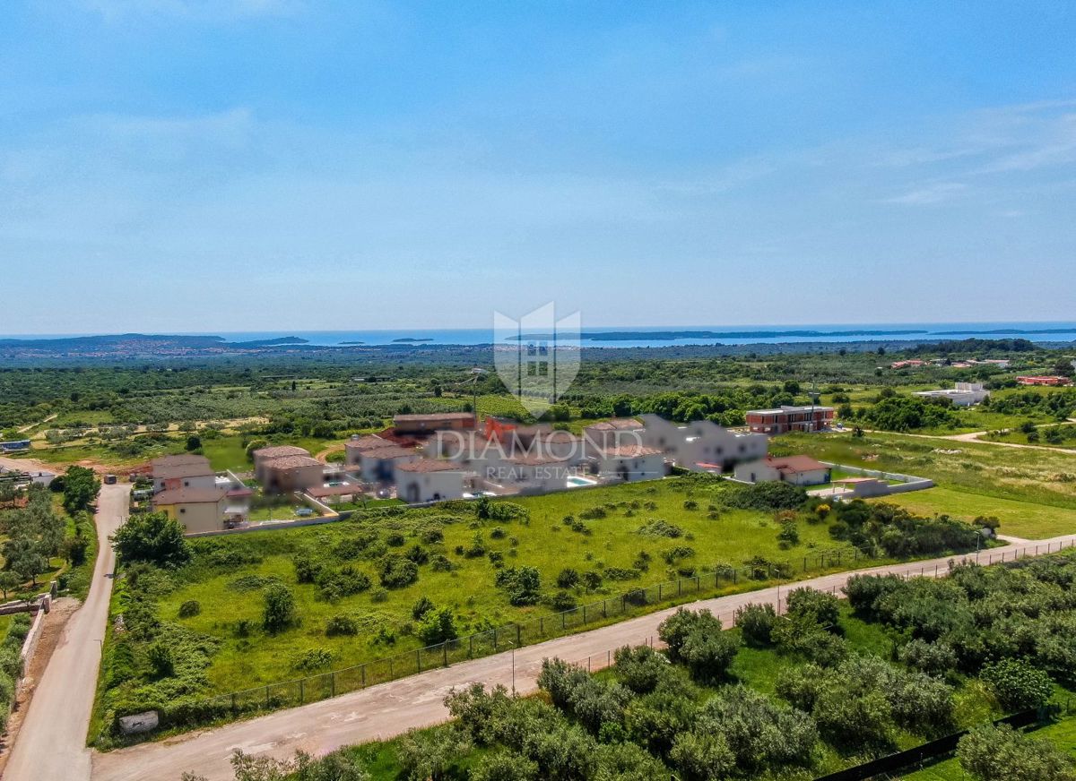 Dignano, terreno per nuovi progetti in una posizione fantastica 