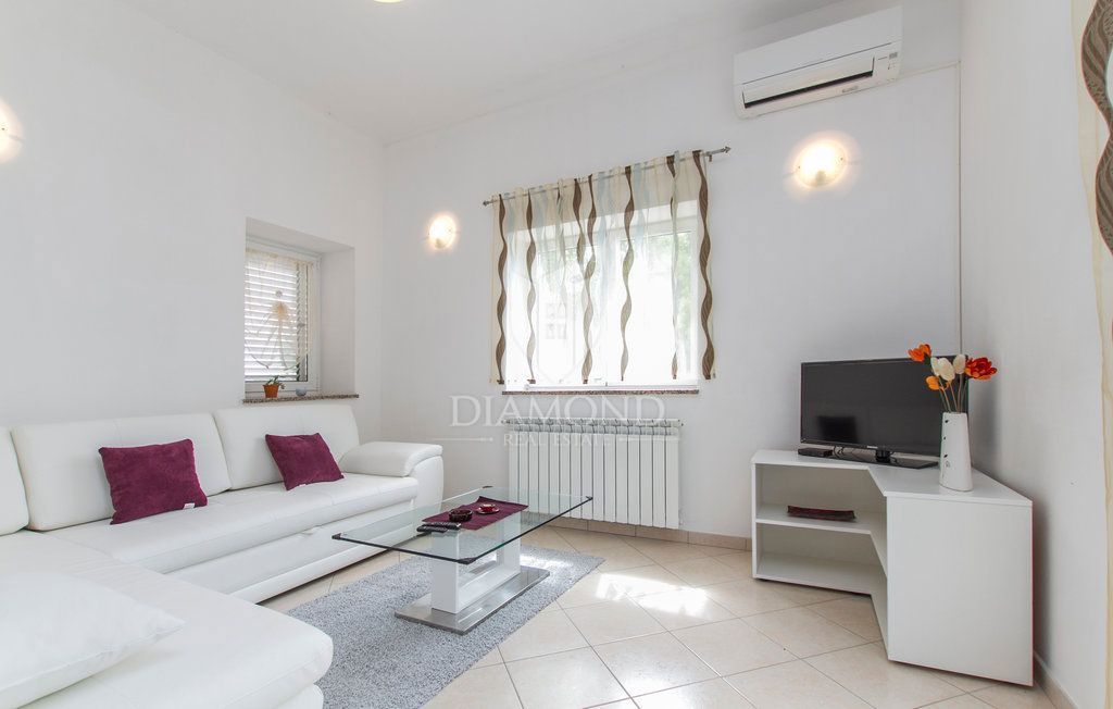 Labin, dintorni, bella casa con vista sul mare