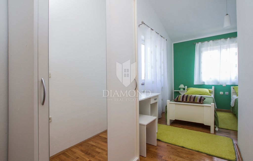 Labin, dintorni, bella casa con vista sul mare