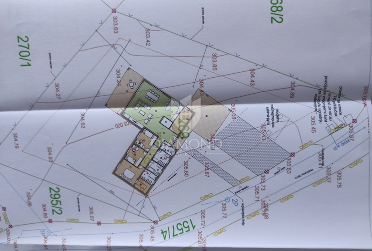 Istria, Montona - dintorni, terreno con permesso di costruzione!