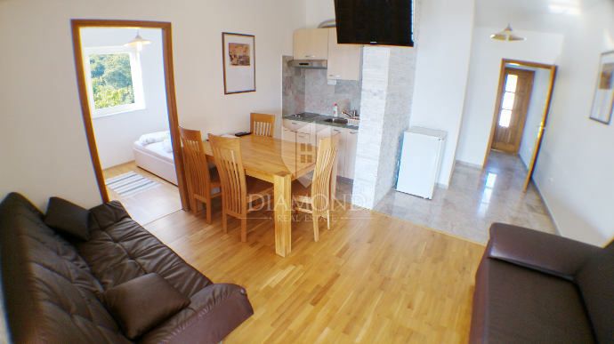 Rabac, una bella casa con vista libera sul mare 