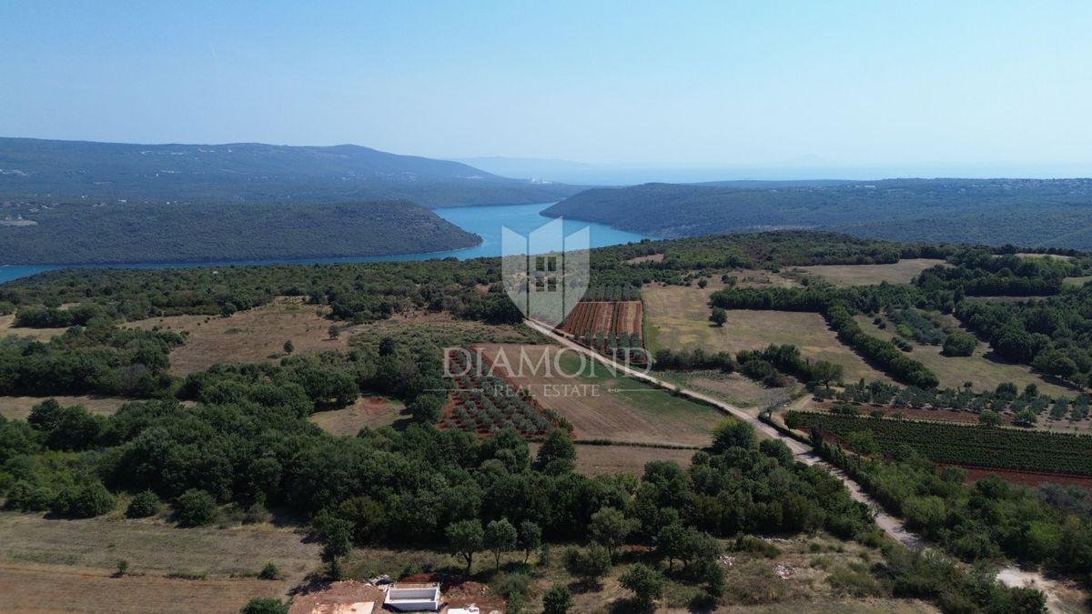 Barban, terreno edificabile in una posizione attraente