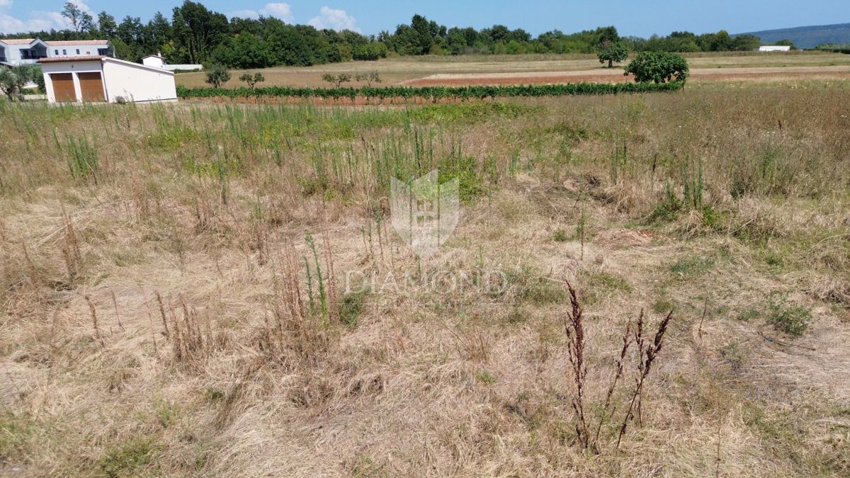 Barban, terreno edificabile in una posizione attraente