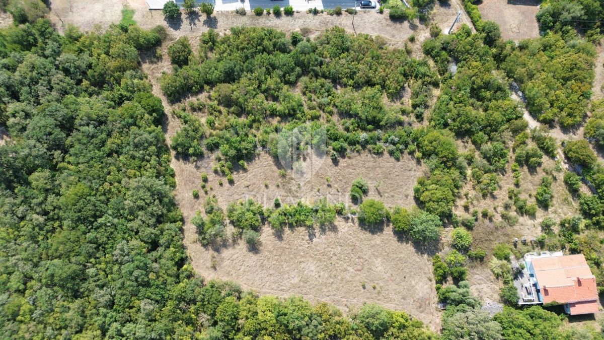 Albona, dintorni, terreno edificabile