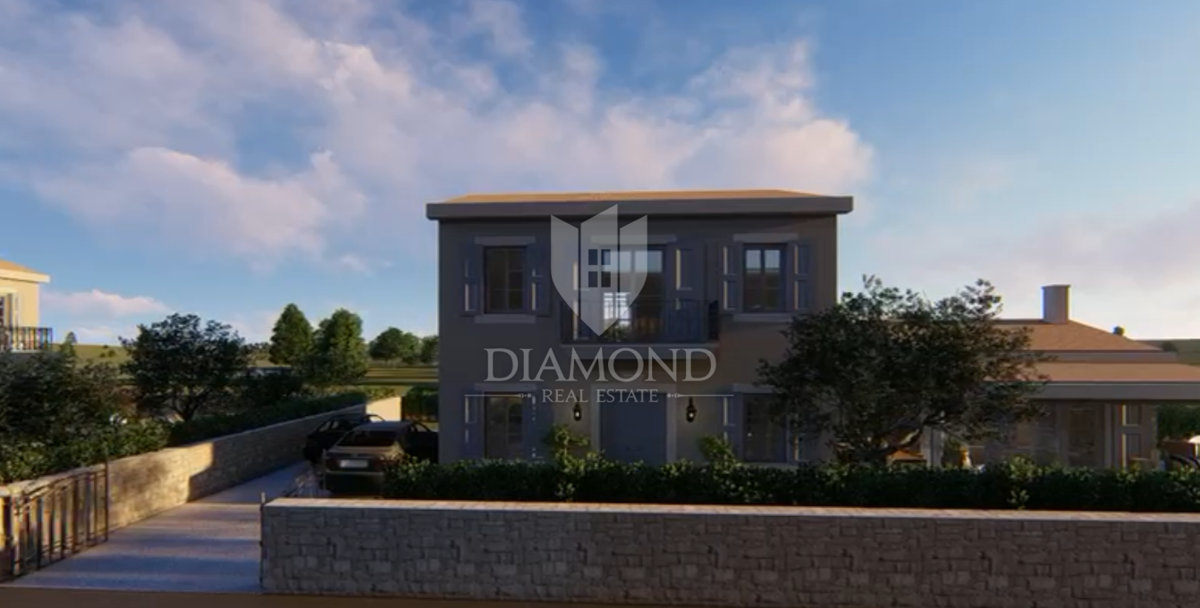 Cittanova, dintorni! Bellissima villa in costruzione a 700 m dal mare!