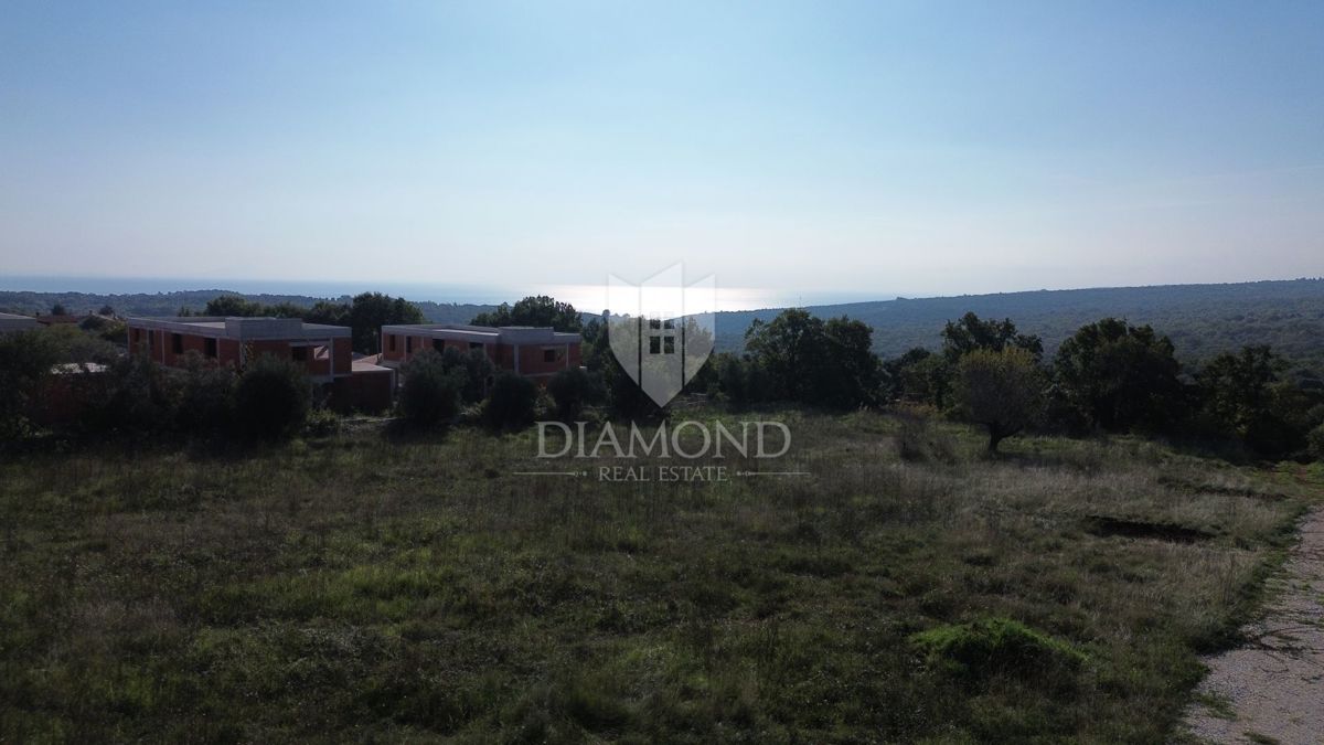 Marčana, ottimo terreno con vista sul mare