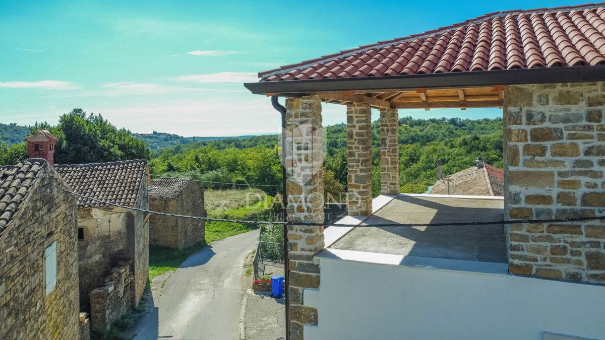 Casa Momjan, Buje, 150m2