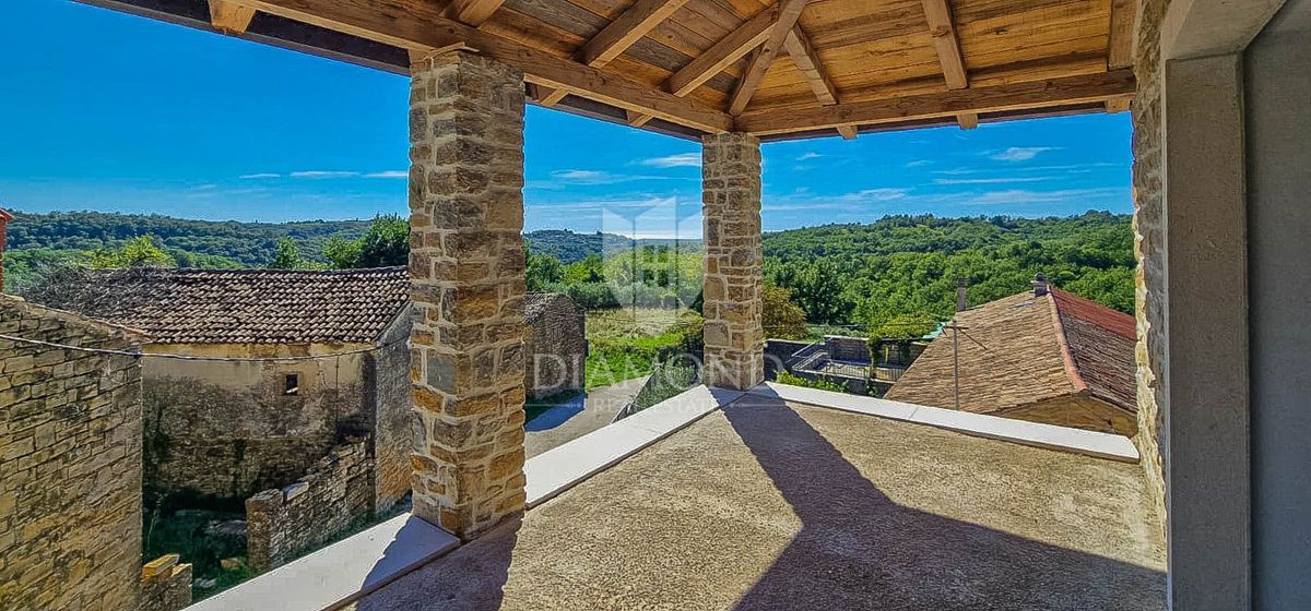 Casa Momjan, Buje, 150m2