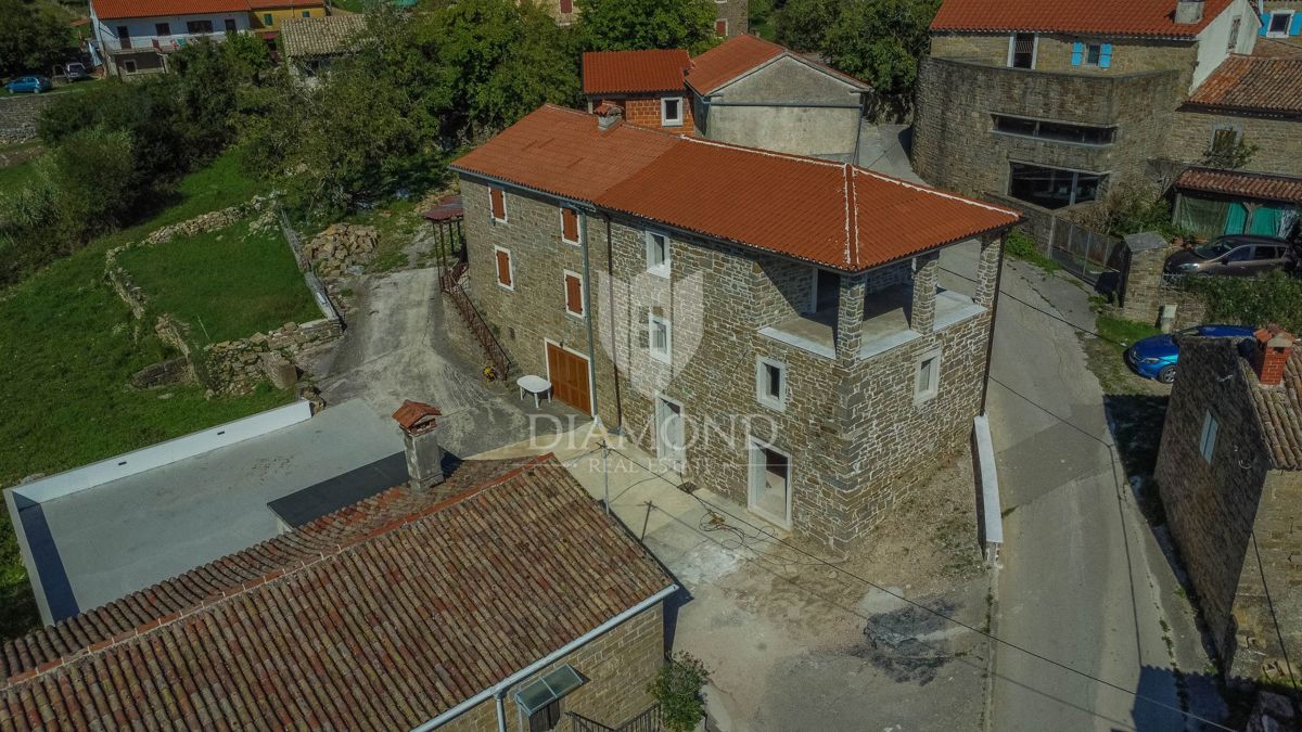 Casa Momjan, Buje, 150m2