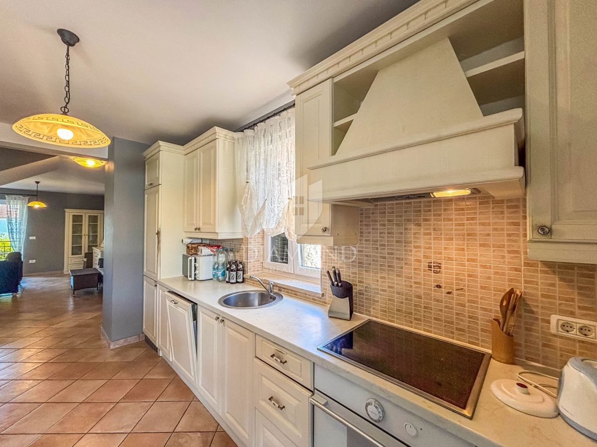 Istria, Umago, dintorni - bellissima casa con piscina vicino al mare!