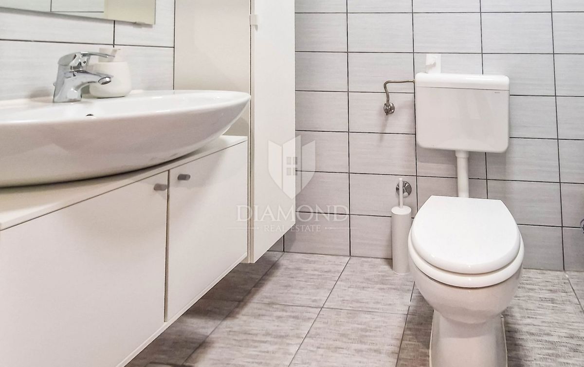 Appartamento Lovrečica, 72m2 con 3 camere da letto 