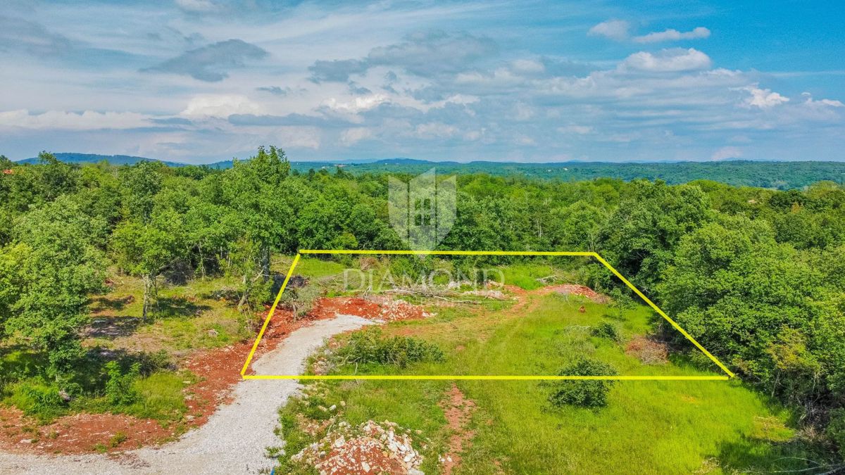 Grisignana, terreno edificabile in posizione tranquilla!