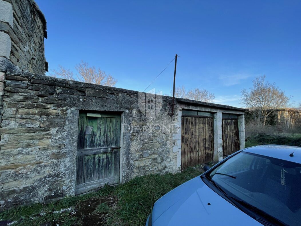 Casa e proprietà a Kršan