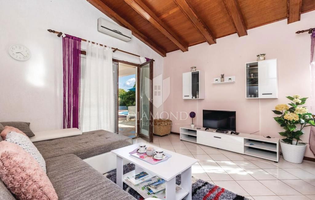 Casa Kras, Dobrinj, 62m2