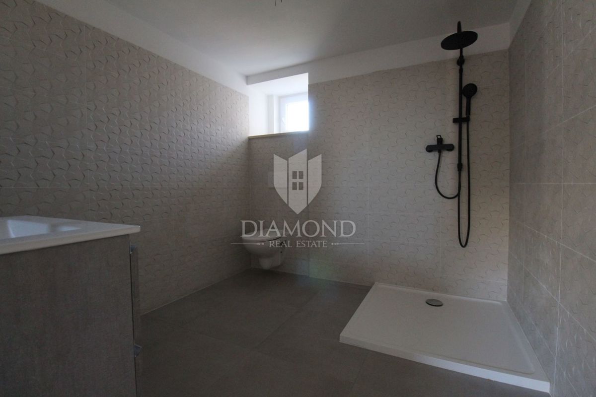 Žminj, casa recentemente ristrutturata in posizione tranquilla