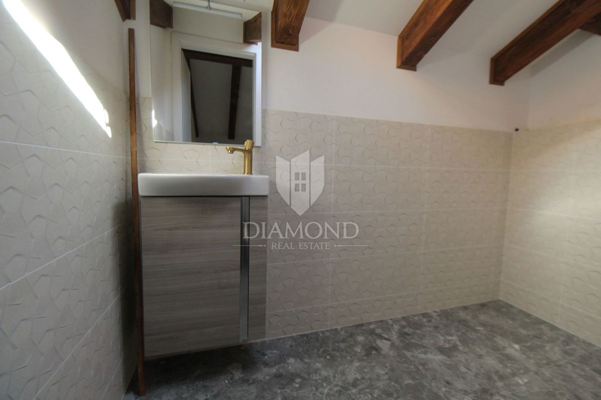 Žminj, casa recentemente ristrutturata in posizione tranquilla