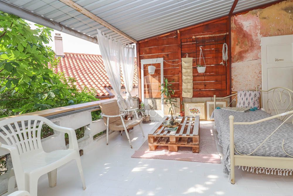 Casa indigena a 100 metri dall'Arena con una bellissima oasi! 