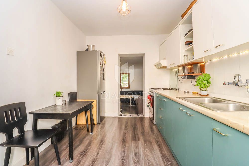 Casa indigena a 100 metri dall'Arena con una bellissima oasi! 