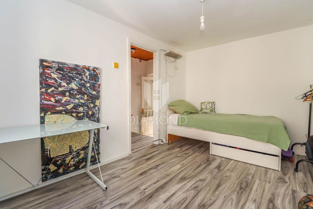 Casa indigena a 100 metri dall'Arena con una bellissima oasi! 