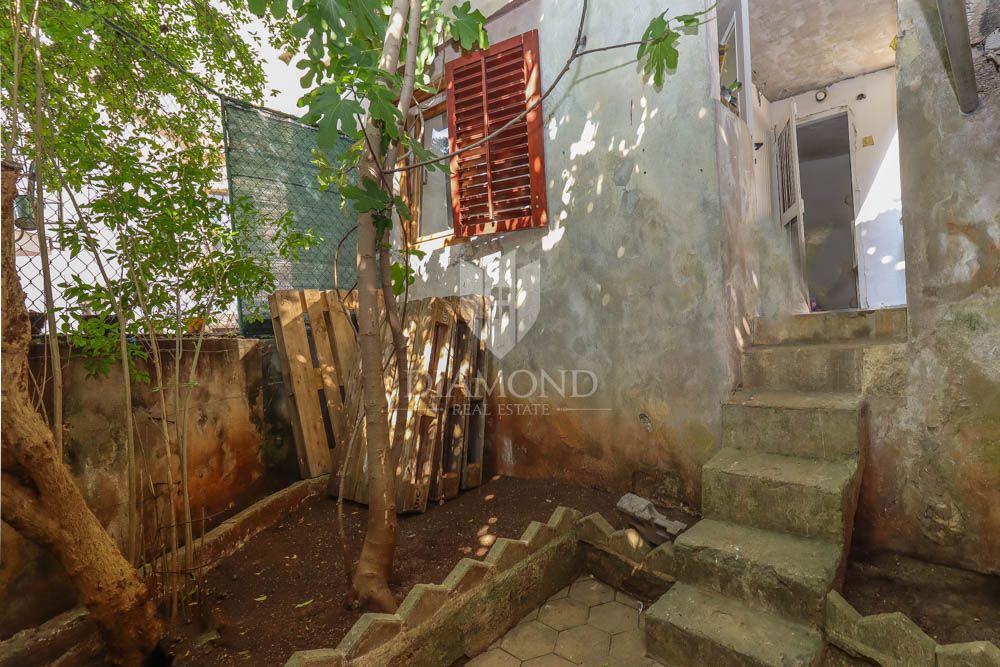 Casa indigena a 100 metri dall'Arena con una bellissima oasi! 