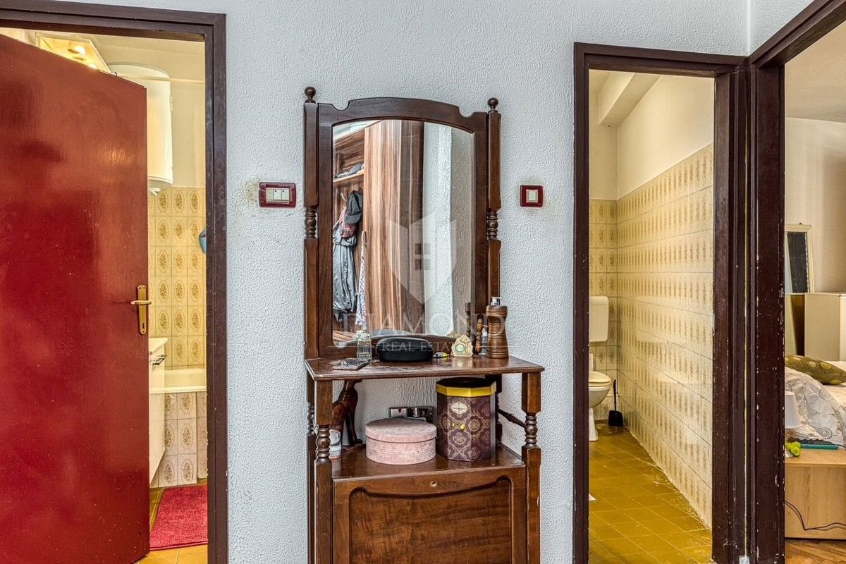 Casa attraente nel centro di Rovigno, tante possibilità!