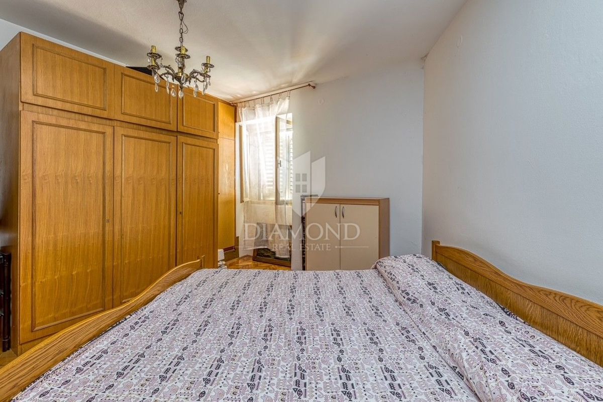 Casa attraente nel centro di Rovigno, tante possibilità!