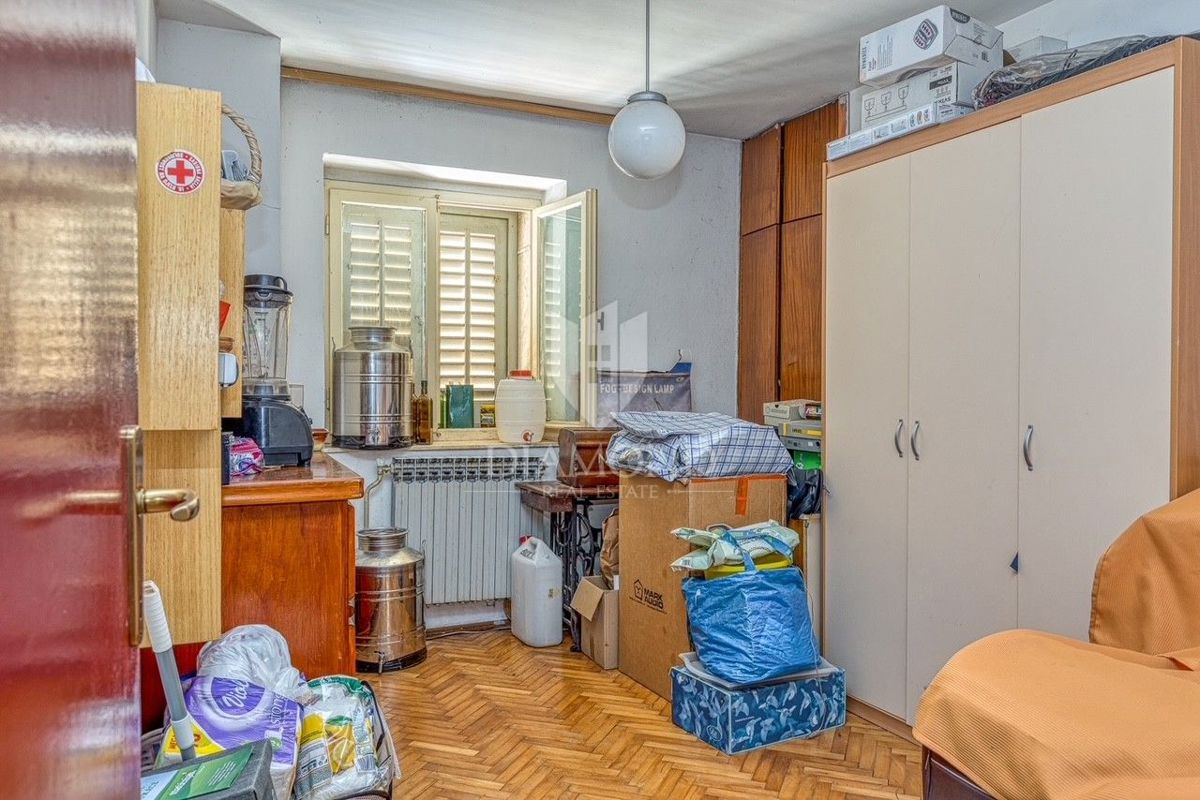 Casa attraente nel centro di Rovigno, tante possibilità!